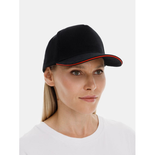 Бейсболка Classic 2.0, черная с красным кантом